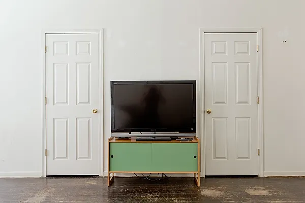 Rented by Meisel Real Estate | media 20