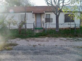 1104 Guadalupe St, Coleman, TX 76834