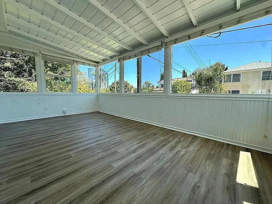 1556 S Beverly Glen Blvd #1562