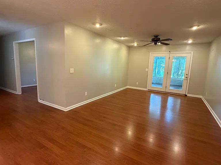 146 Celeste Ln — Photo 6