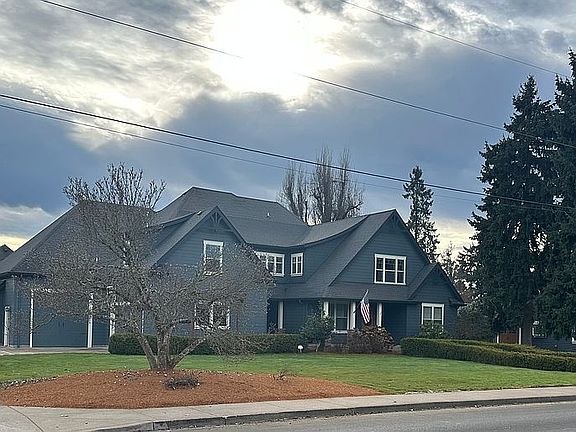 2nd image of 2979 Yolanda Ave