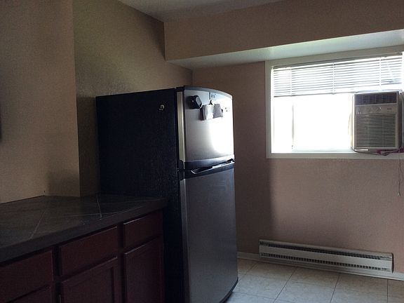 5th image of 5111 S Center St
