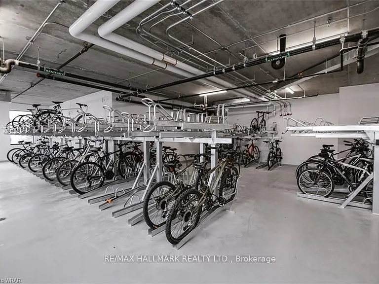 181 King St S #1009 — Photo 37