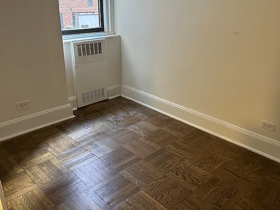 4th image of 435 E 79th St APT 2O