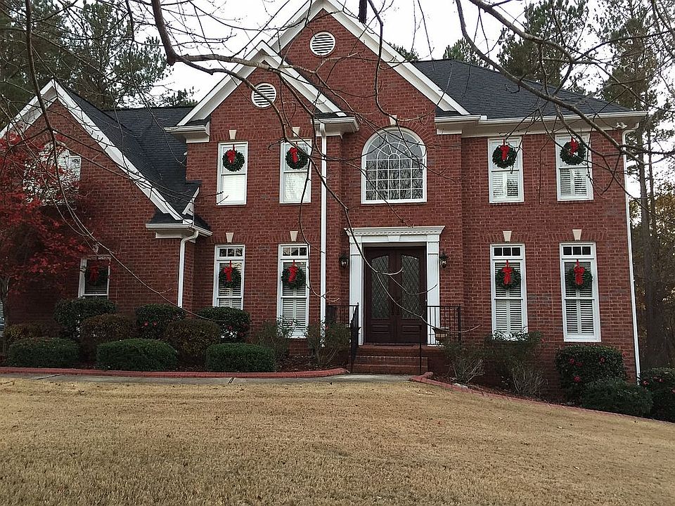 1st image of 105 Cheshire Chase