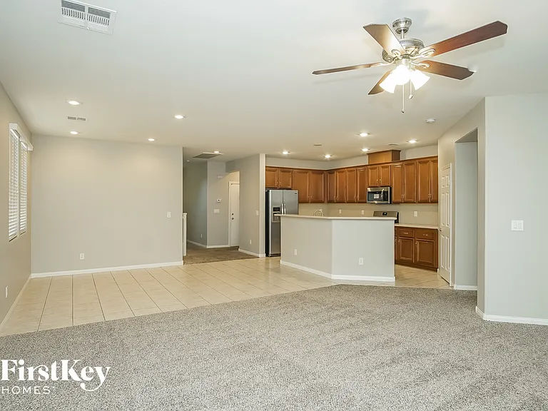 9187 Sendero Ave — Photo 4