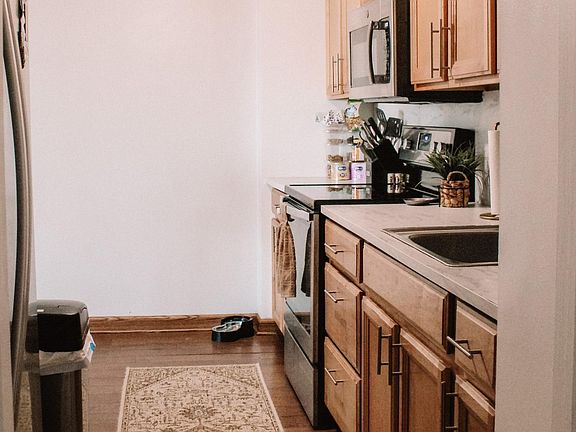 5th image of 4250 N Marine Dr APT 1330