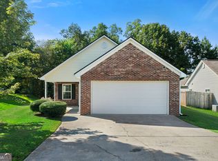 212 Louise Ln, Calhoun, GA 30701