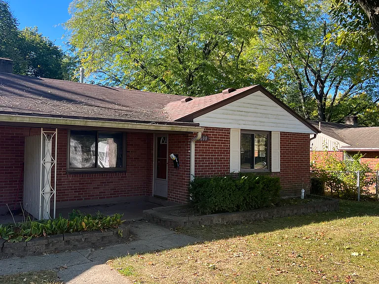 1608 Briedweng Ave — Photo 3