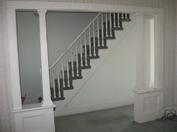 2nd image of 217 Tate St