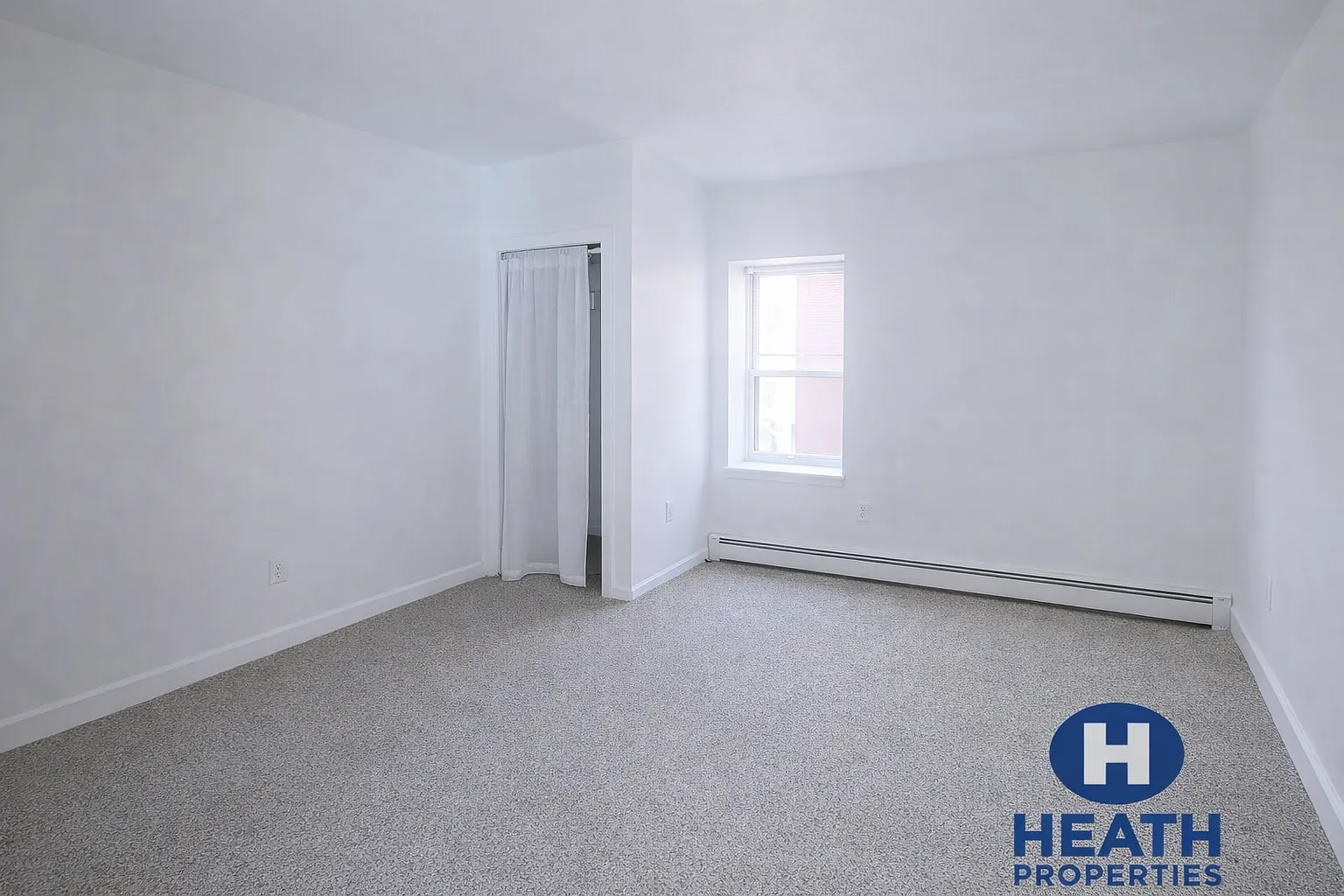 2 bed, 9999 sqft, $4,000 — Photo 4