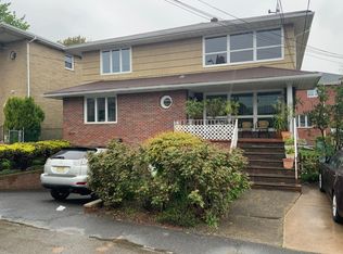 2449 1st St FLOOR 2, Fort Lee, NJ 07024