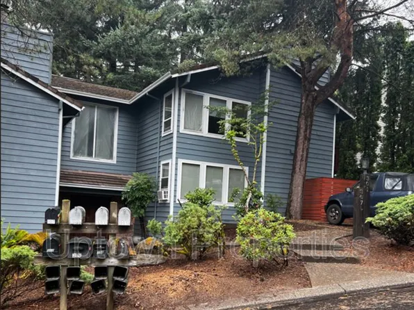 301-307 Cervantes, Lake Oswego, OR 97035