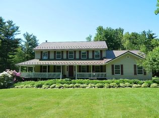 14761 Hoover Rd, Garrettsville, OH 44231