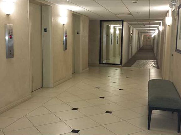 3rd image of 500 Bayview Dr APT 1517