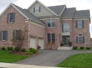 73 Open Pkwy S, Hawthorn Woods, IL 60047