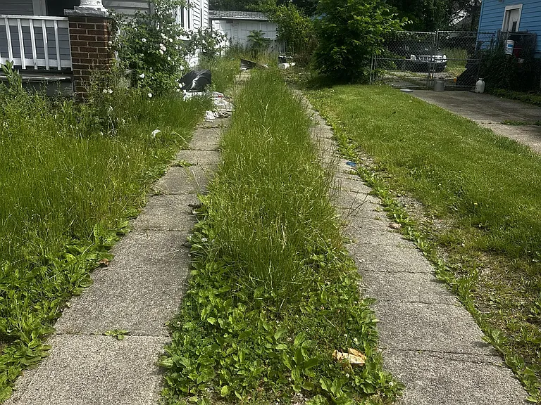 16301 Huntmere Ave #1 — Photo 3