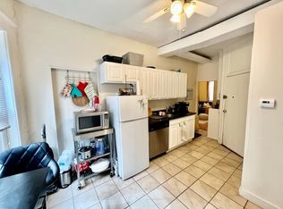 13 Charter St APT 2F, Boston, MA 02113