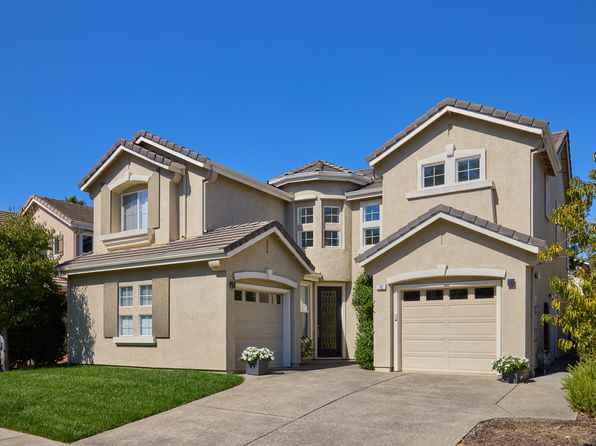 10 Summerbrooke Cir