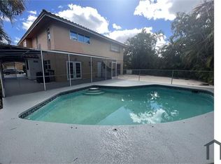 8937 NW 27th St, Pompano Beach, FL 33065