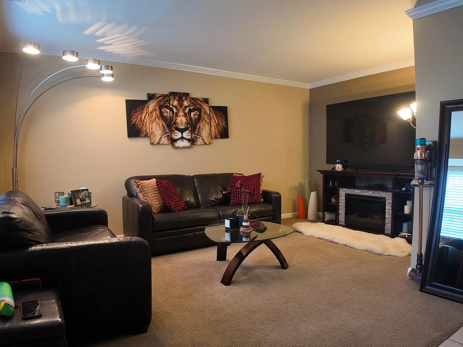 2 bed, 1.5 bath, 1080 sqft, $2,100 — Photo 3