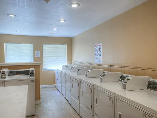 Summer Trace Apts