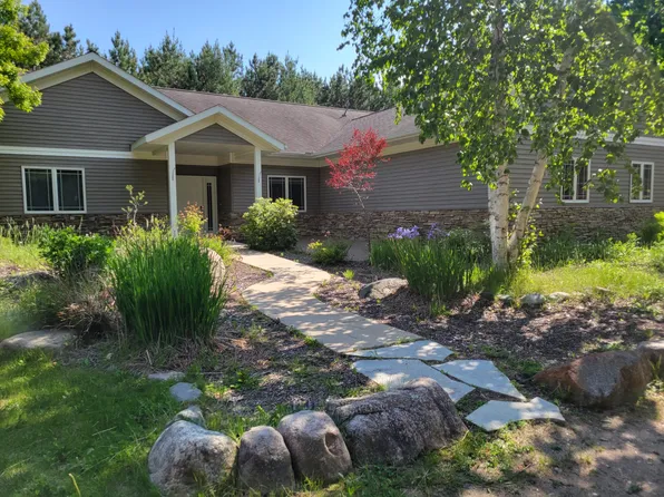 28125 Sunny Beach Rd, Grand Rapids, MN 55744
