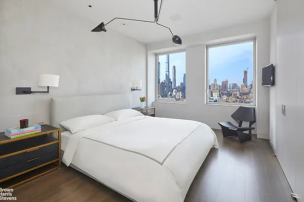 Rented by Brown Harris Stevens | media 9