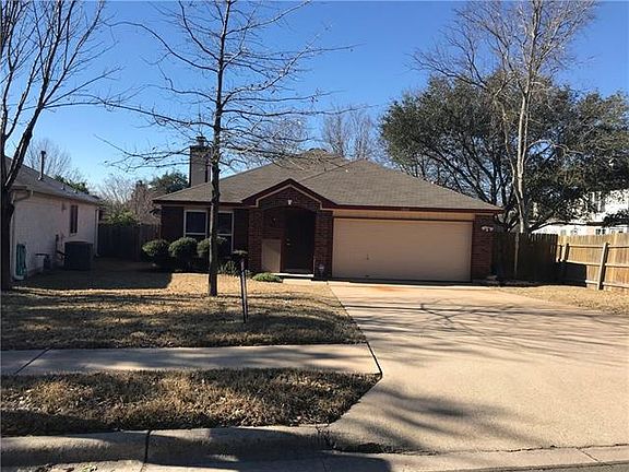 2nd image of 1005 Blue Fox Dr