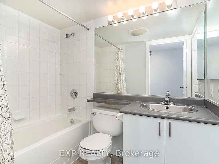 50 Lynn Williams St #1810 — Photo 13