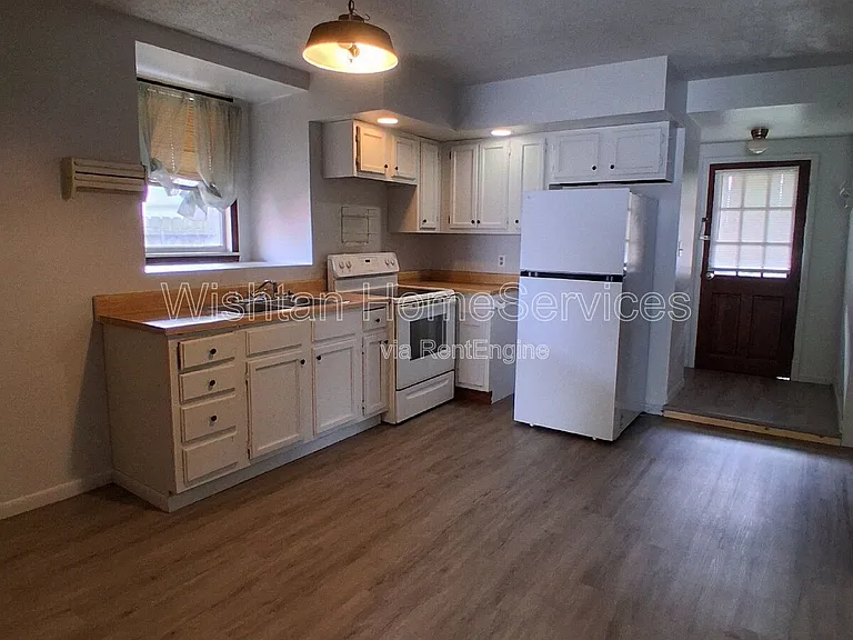 517 N 14th St #1 — Photo 3