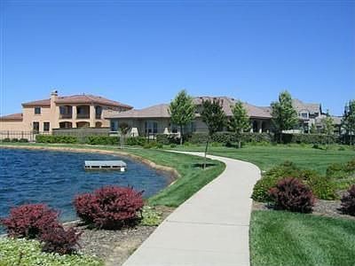 1st image of 8814 Wentworth Way