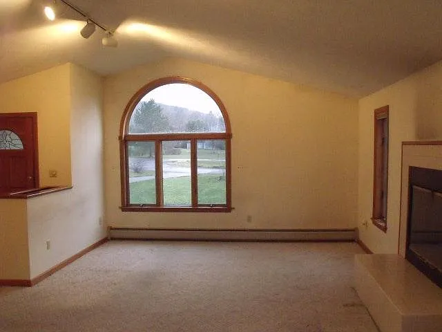 Chelsey Cir — Photo 3