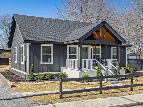 717 S Mountain St, Smithville, TN 37166