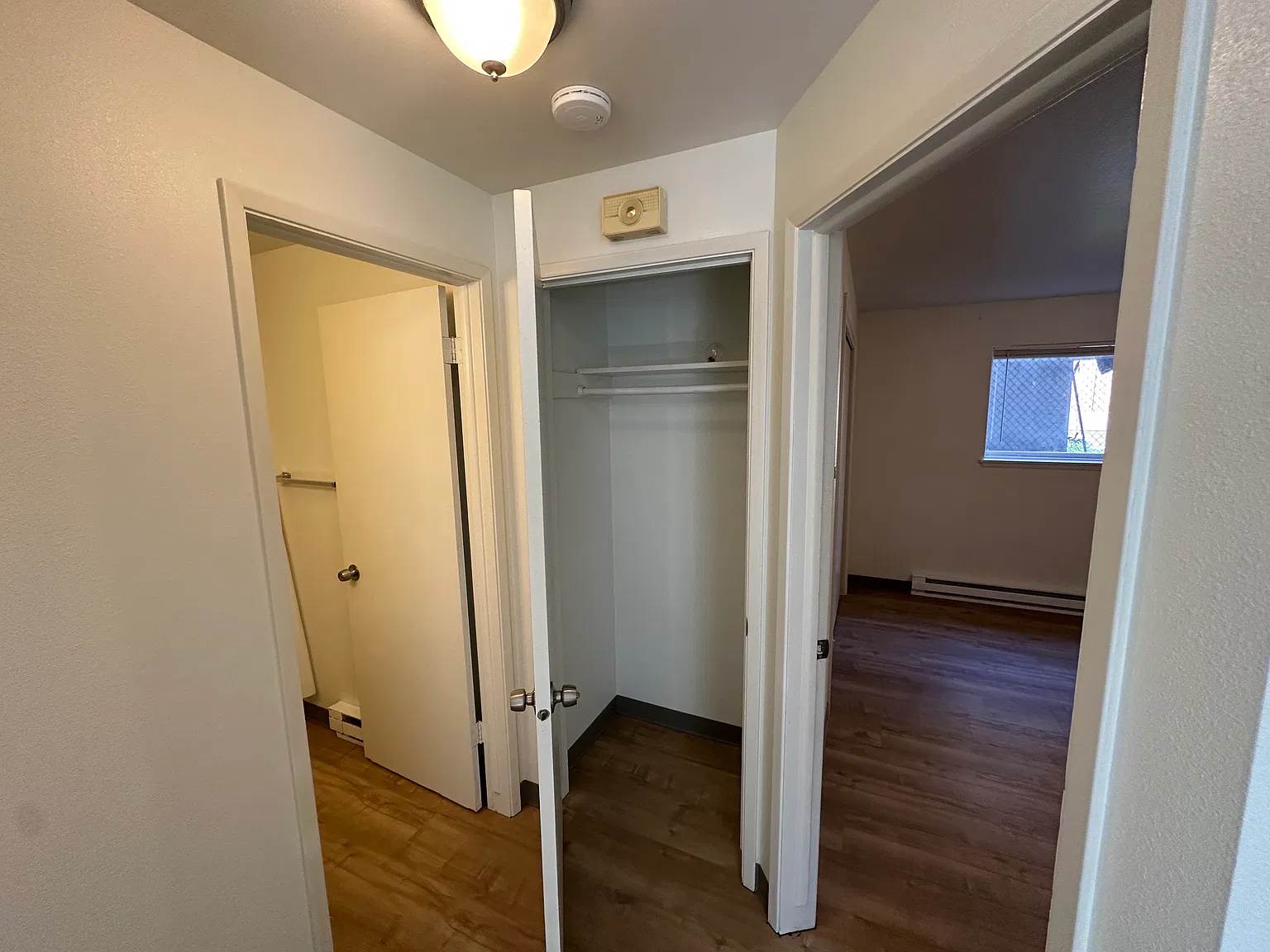 208 S 4th St — Photo 3