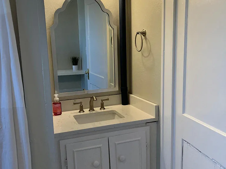 4035 Alamance Rd #8 — Photo 9