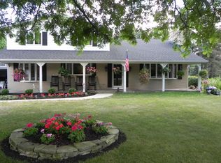 11729 Manitou Dr, Alden, NY 14004