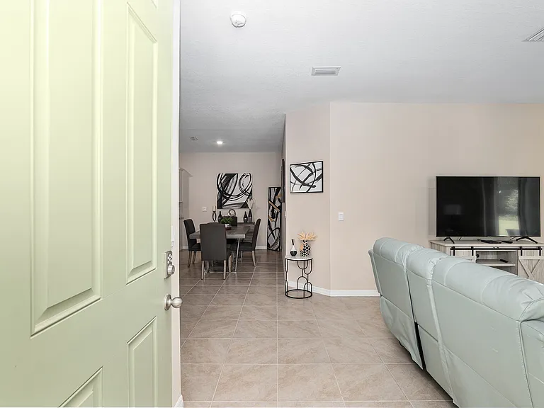 5389 NW 48th Pl — Photo 6