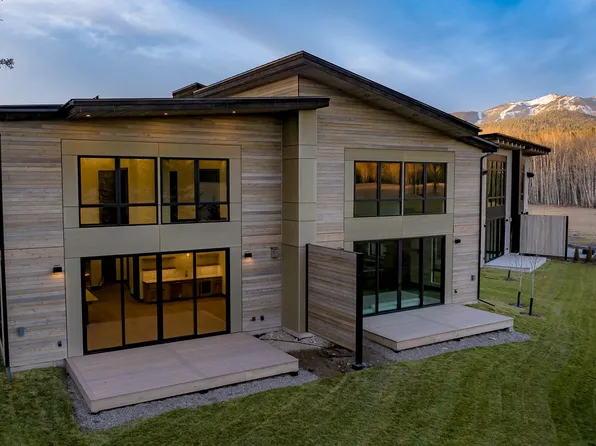 57 Crestwood Dr Unit A, Whitefish, MT 59937