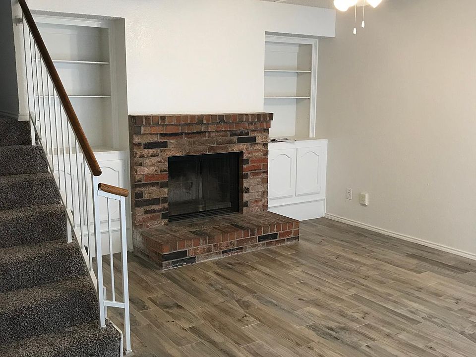 1st image of 2713 Meadow Park Dr APT B