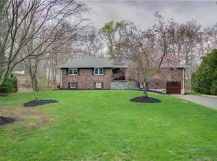 31 Old Farms Rd, Madison, CT 06443