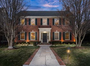 2624 E Shorewood Blvd, Shorewood, WI 53211