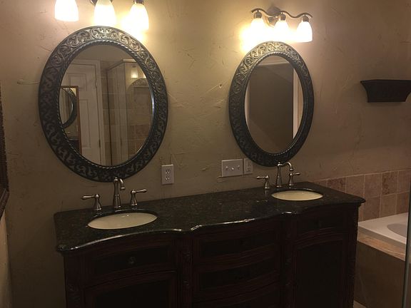 Master dual vanity