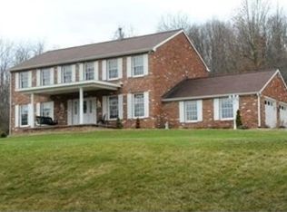 250 Whittengale Rd, Oakdale, PA 15071