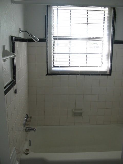 1st image of 1104 Arkansas St