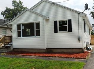 43 Thetford St, Springfield, MA 01119