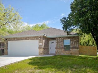3100 N Pecan St, Fort Worth, TX 76106