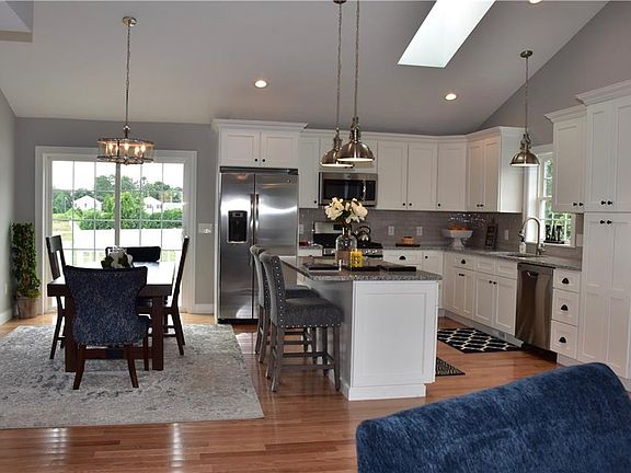 5th image of 16 Bailey Brook Ct #29