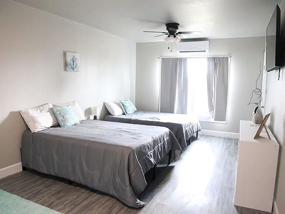 5th image of 1301 N Ocean Dr #6