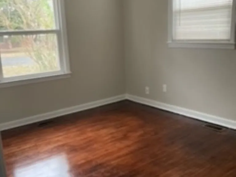 509 Sinclair St — Photo 10